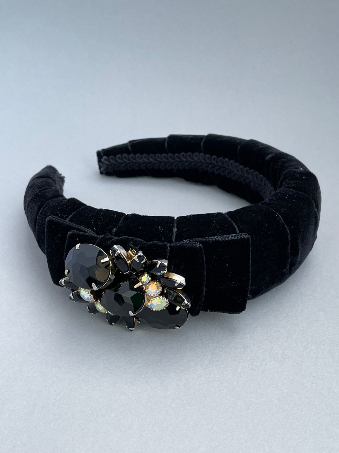 Black velvet, bow and brooch padded headband