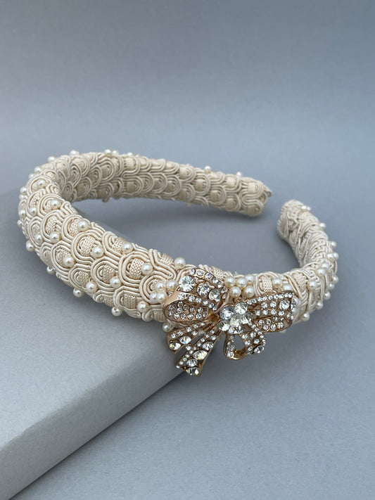 Cream textured braid with bow brooch detail padded headband
