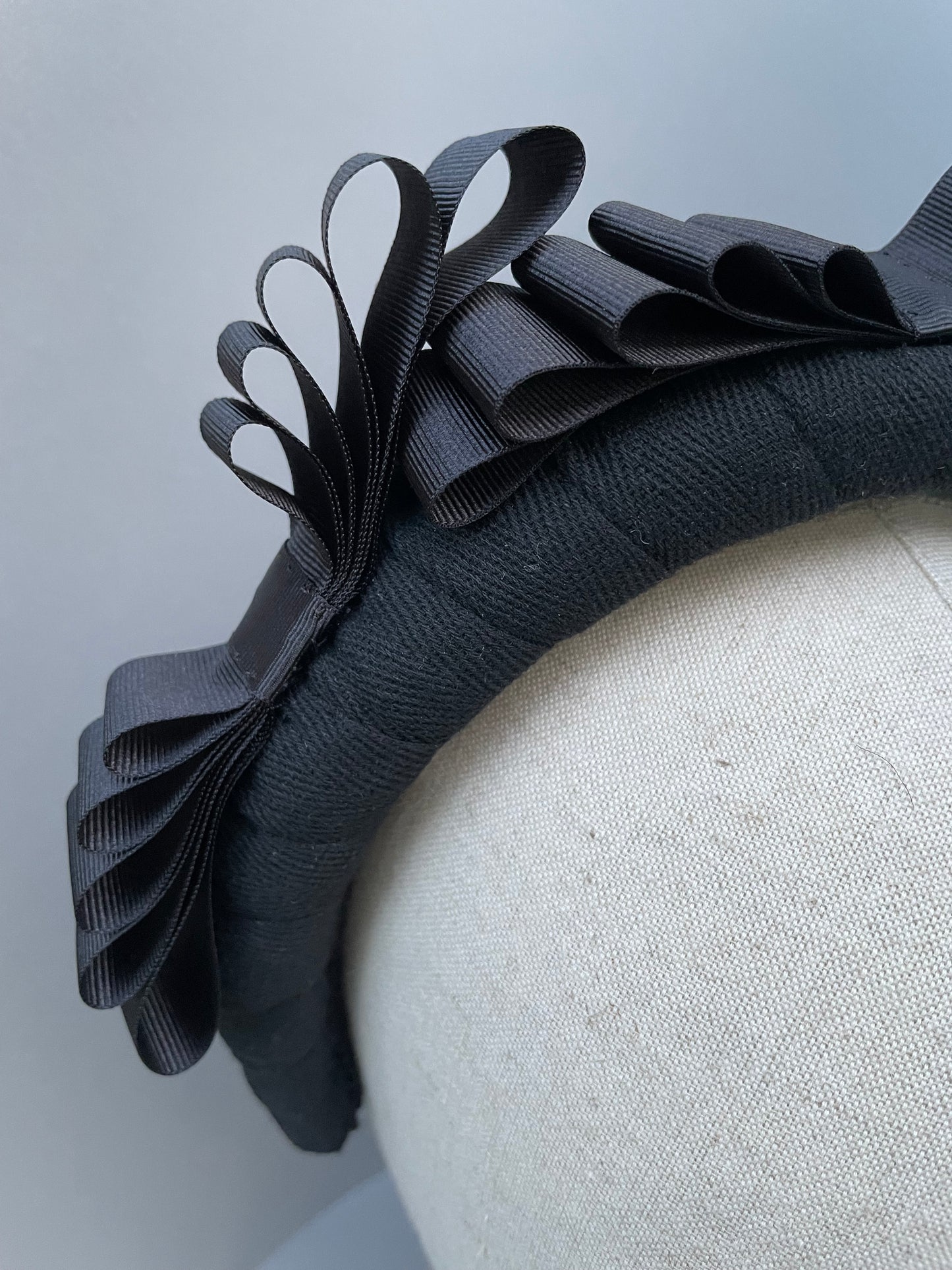 Black statement multi bow large padded headband