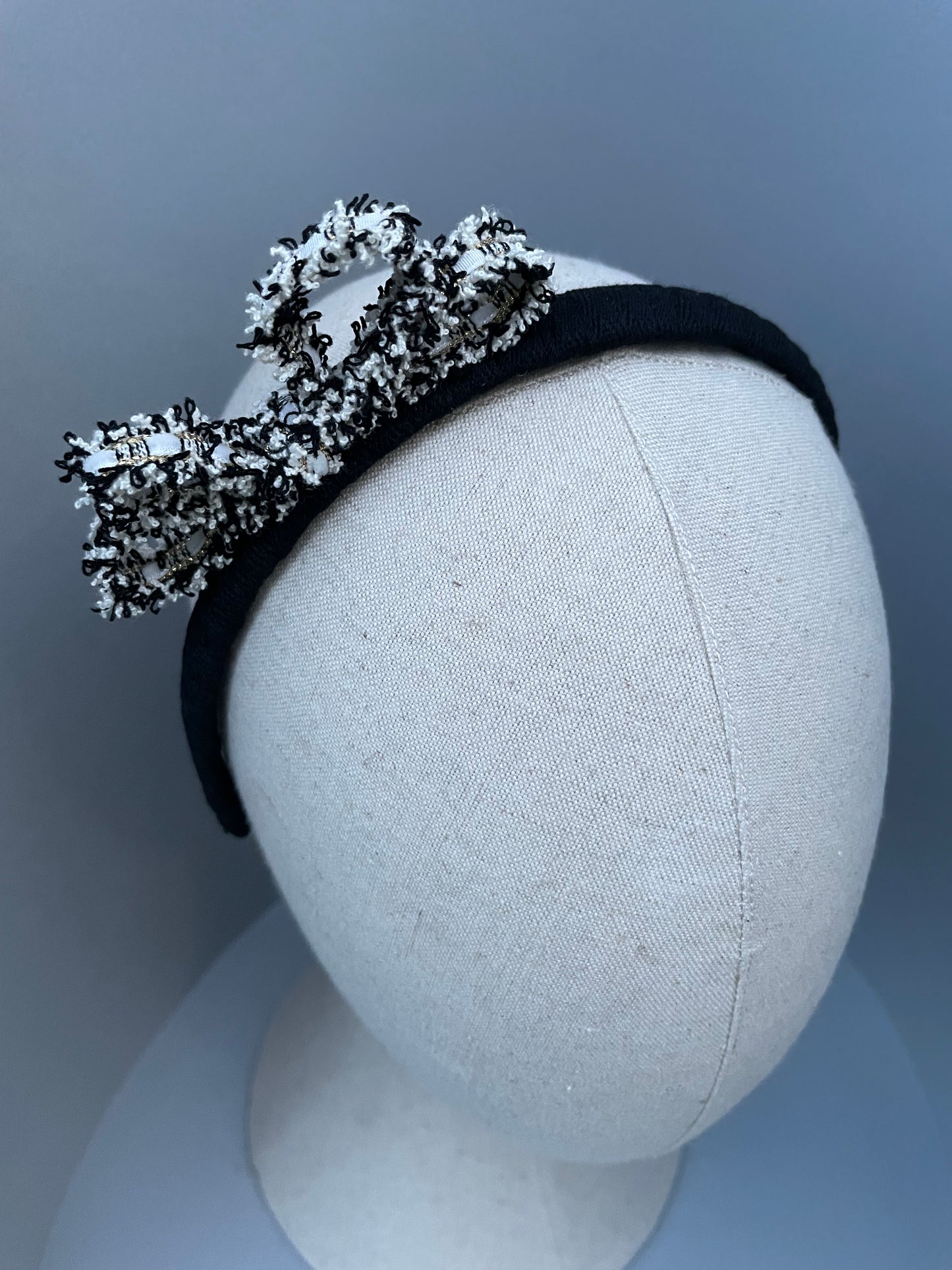 Black slim headband with black and white frayed edge bow